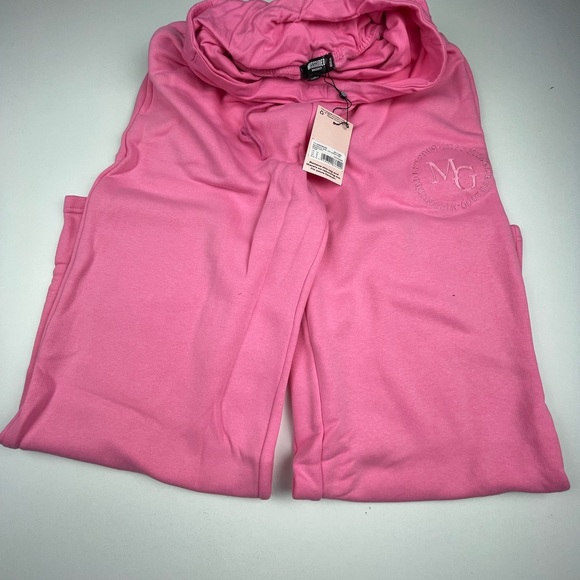 MATERNITY WIDE LEG JOGGER EME
MISS-GUIDED
PINK - Picture 5 of 8